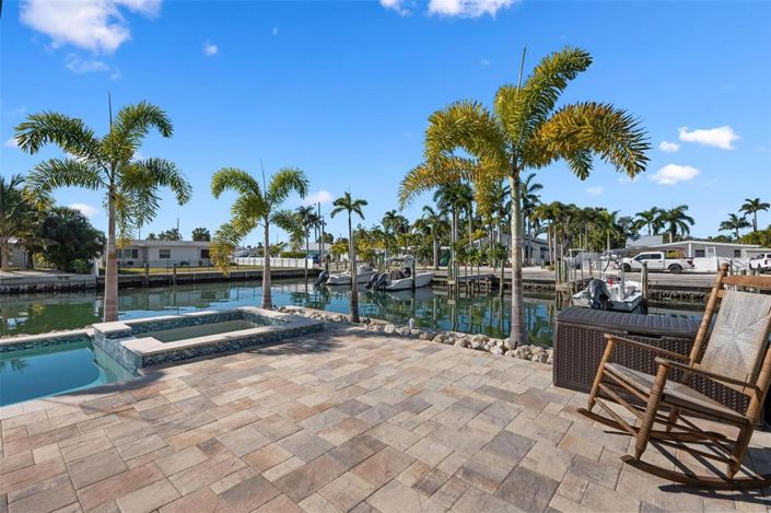 Image No.43-3 Bed Property for sale