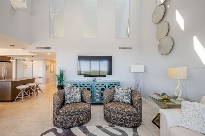 Image No.19-2 Bed Property for sale