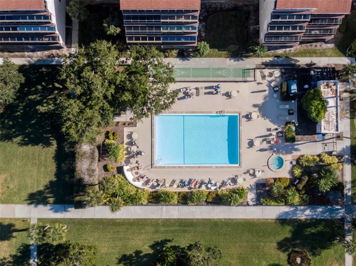 Image No.45-2 Bed Property for sale