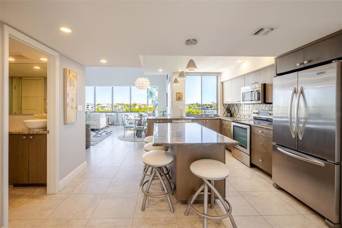 Image No.5-2 Bed Property for sale