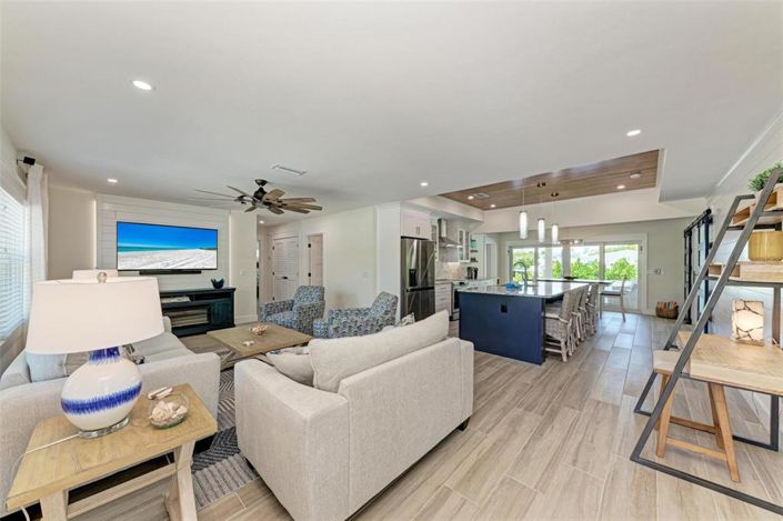 Image No.14-3 Bed Property for sale