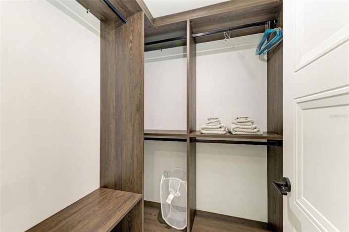 Image No.45-3 Bed Property for sale