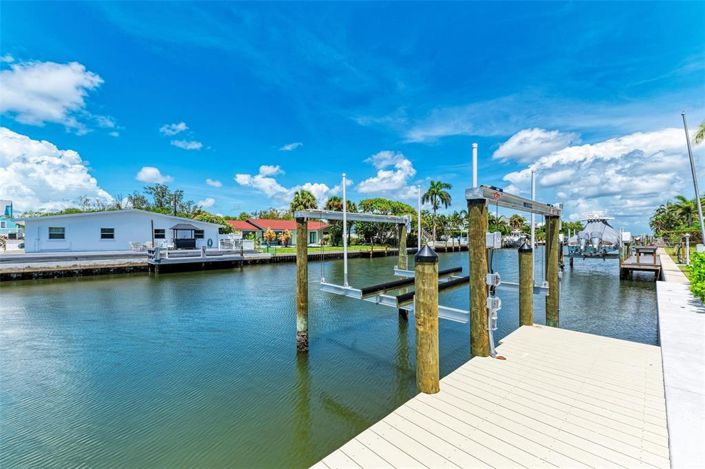 Image No.58-3 Bed Property for sale