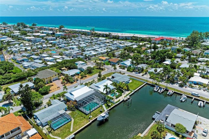 Image No.59-3 Bed Property for sale