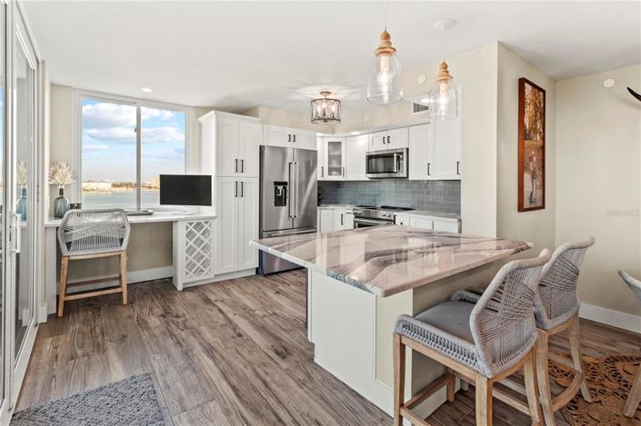 Image No.9-2 Bed Property for sale