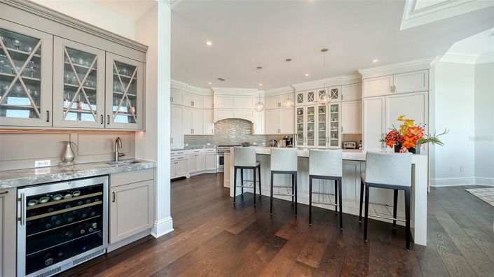 Image No.17-3 Bed Property for sale