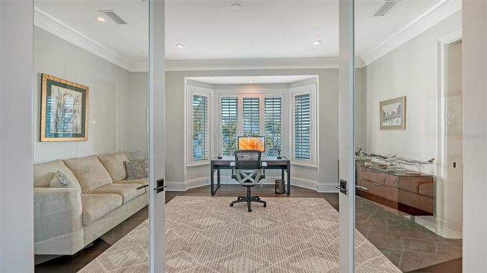 Image No.21-3 Bed Property for sale