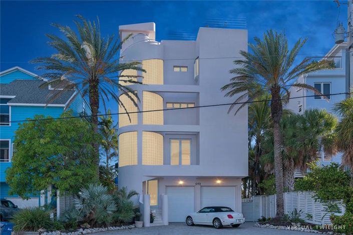 Image No.27-3 Bed Property for sale