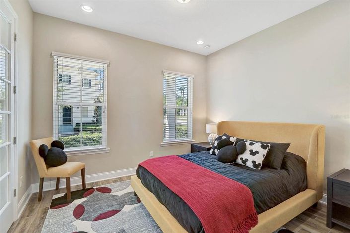 Image No.29-3 Bed Property for sale