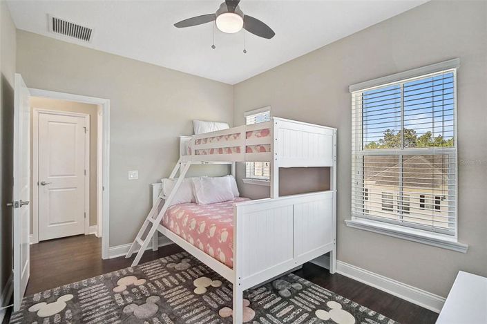 Image No.33-3 Bed Property for sale