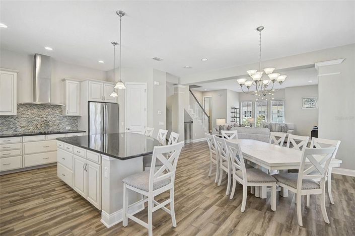 Image No.8-3 Bed Property for sale