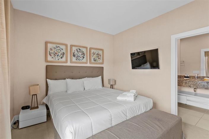 Image No.19-3 Bed Townhouse for sale