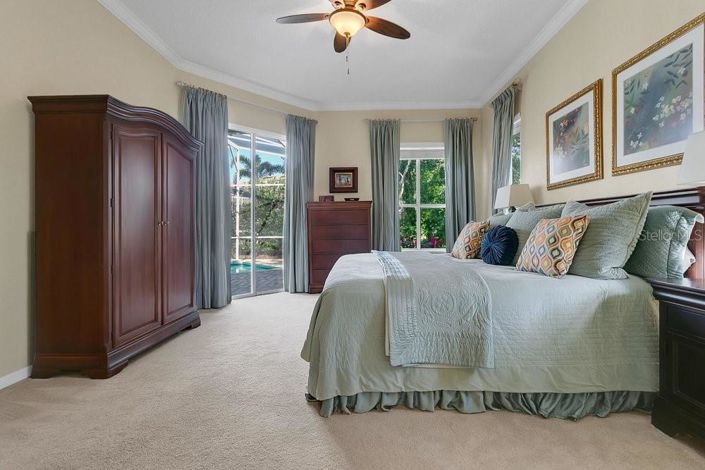 Image No.15-5 Bed Property for sale