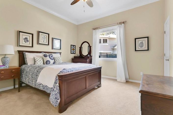 Image No.17-5 Bed Property for sale