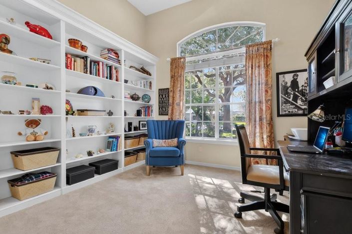 Image No.22-5 Bed Property for sale