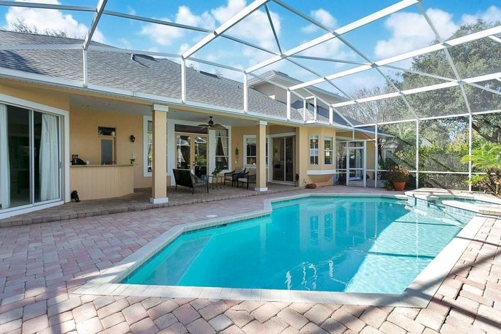 Image No.27-5 Bed Property for sale