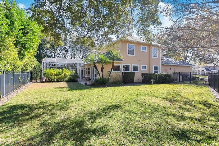 Image No.30-5 Bed Property for sale