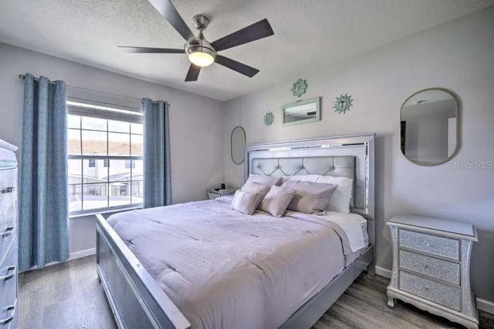 Image No.8-3 Bed Townhouse for sale