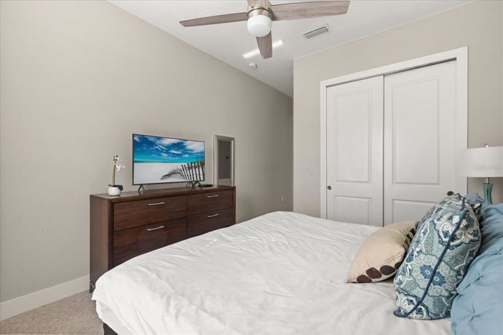 Image No.19-4 Bed Townhouse for sale