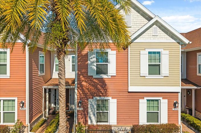 Image No.2-4 Bed Townhouse for sale