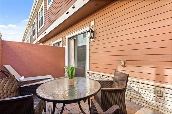 Image No.30-4 Bed Townhouse for sale