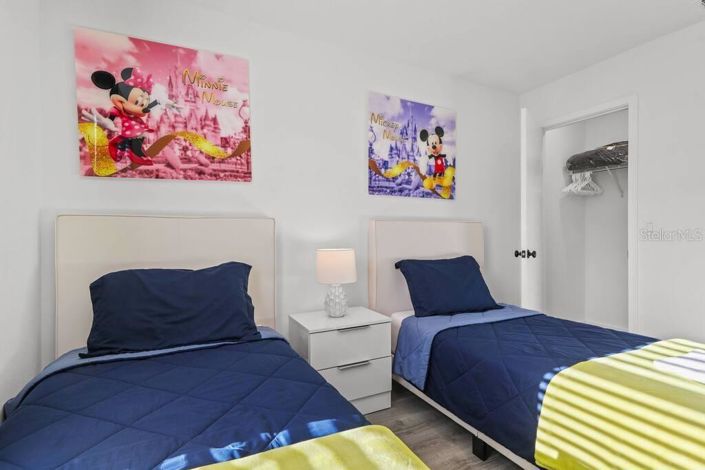 Image No.14-3 Bed Townhouse for sale