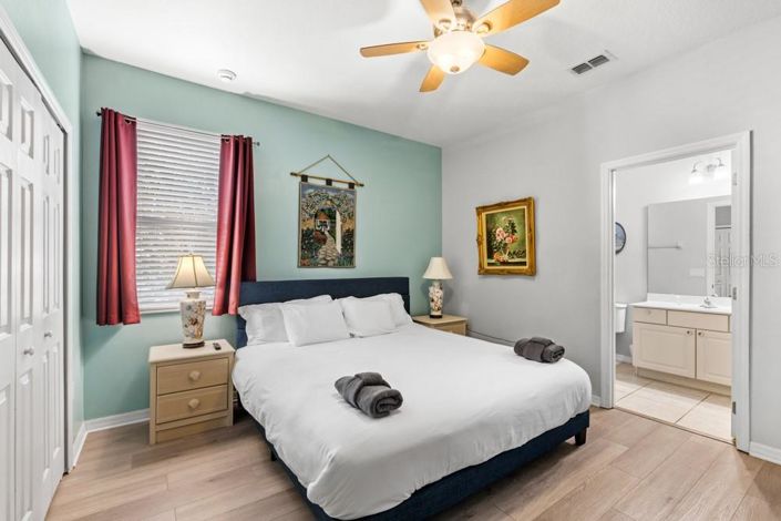 Image No.25-13 Bed Property for sale