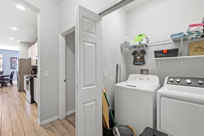 Image No.27-13 Bed Property for sale