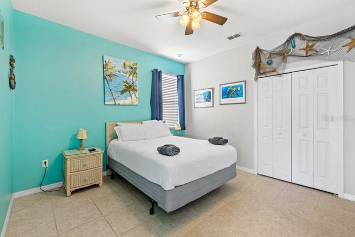 Image No.33-13 Bed Property for sale