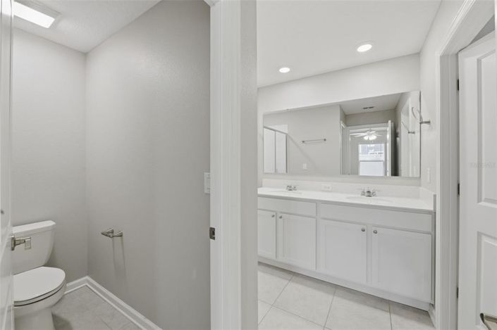 Image No.19-3 Bed Property for sale