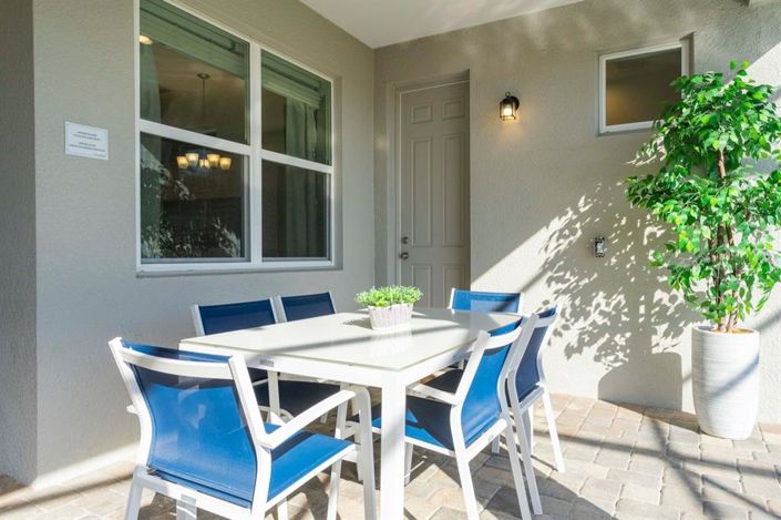 Image No.24-6 Bed Property for sale