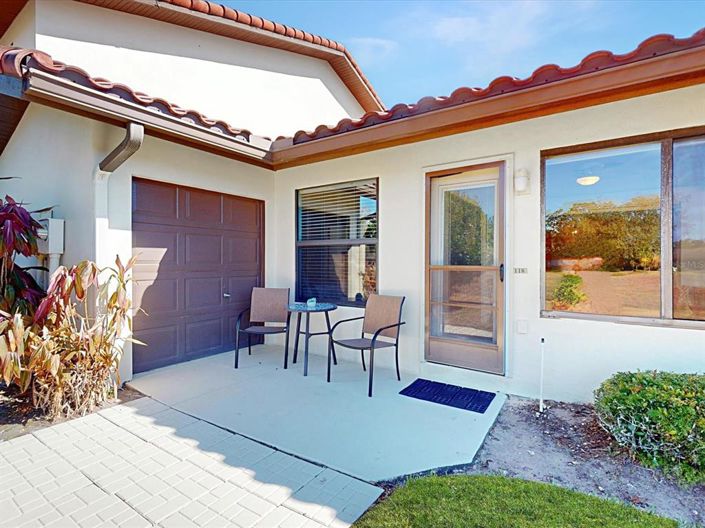 Image No.24-2 Bed Townhouse for sale