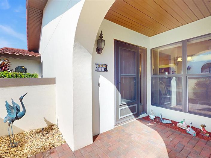 Image No.4-2 Bed Townhouse for sale