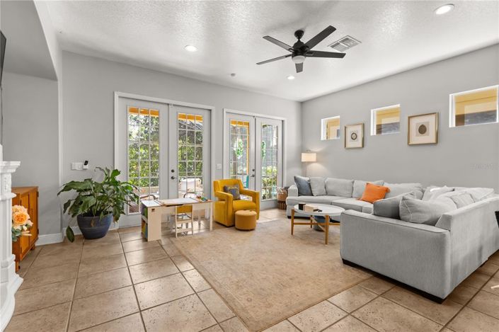 Image No.18-4 Bed Property for sale