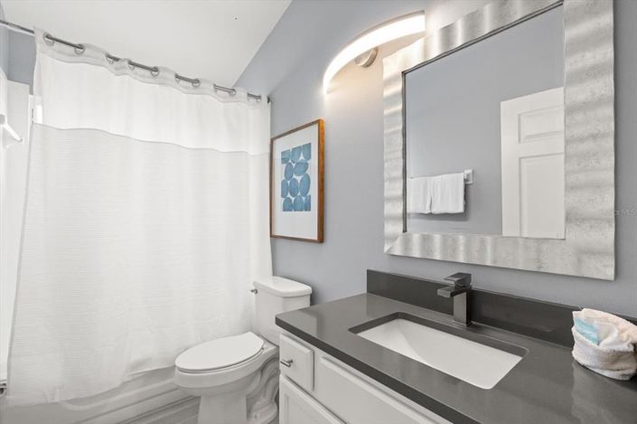 Image No.14-5 Bed Property for sale