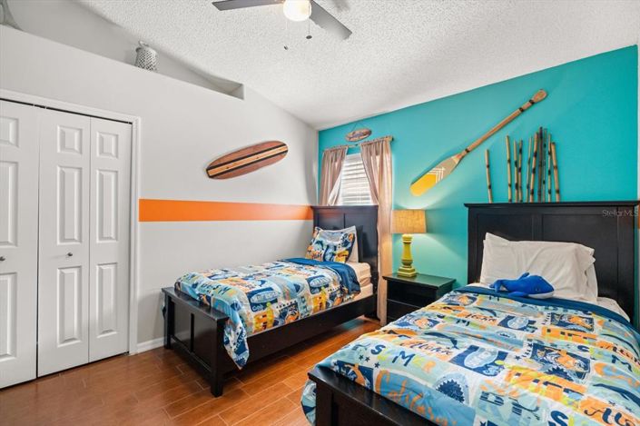 Image No.27-5 Bed Property for sale