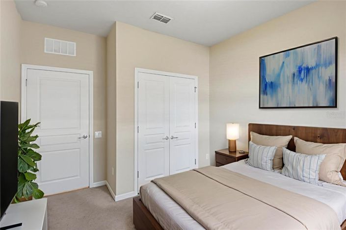 Image No.25-3 Bed Property for sale