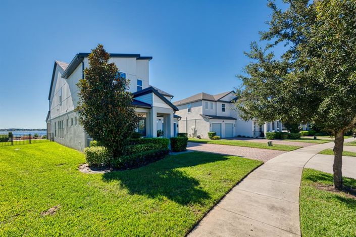 Image No.3-Propriété de 5 chambres à vendre à Orlando