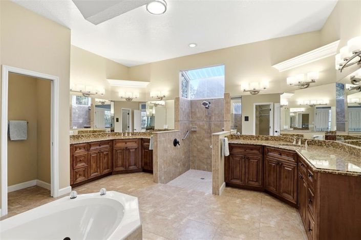 Image No.20-Propriété de 5 chambres à vendre à Orlando