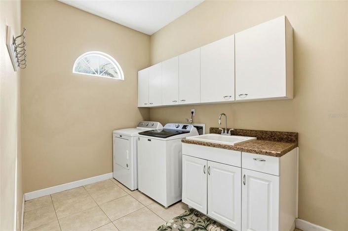 Image No.32-Propriété de 5 chambres à vendre à Orlando