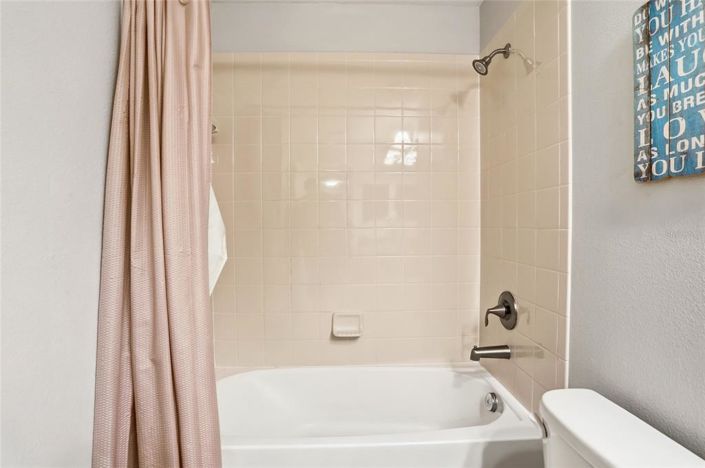 Image No.29-7 Bed Property for sale