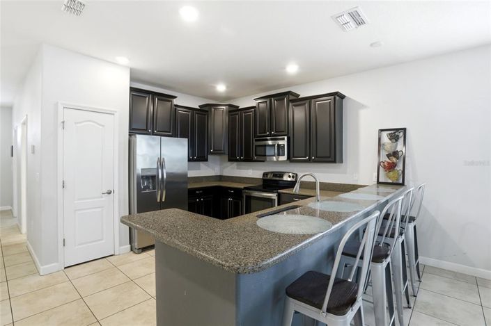 Image No.4-7 Bed Property for sale