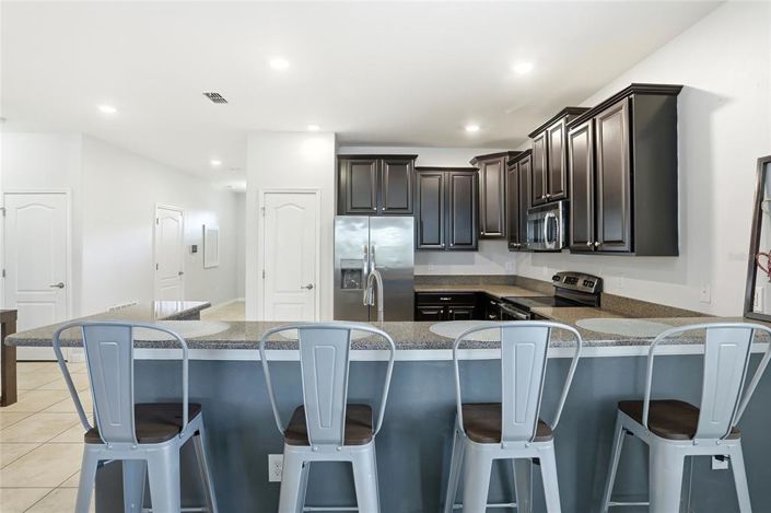 Image No.5-7 Bed Property for sale