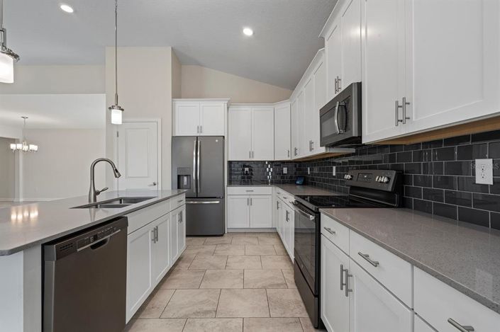 Image No.10-4 Bed Property for sale