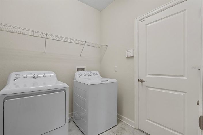 Image No.42-4 Bed Property for sale