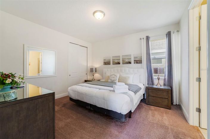 Image No.34-6 Bed Property for sale