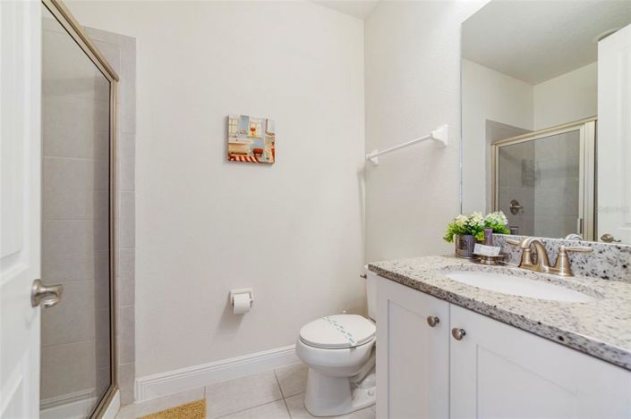 Image No.36-6 Bed Property for sale