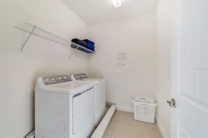 Image No.41-6 Bed Property for sale