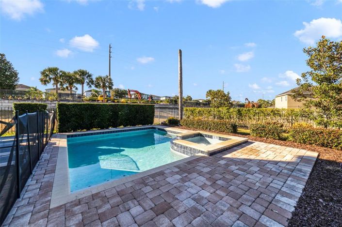 Image No.49-6 Bed Property for sale