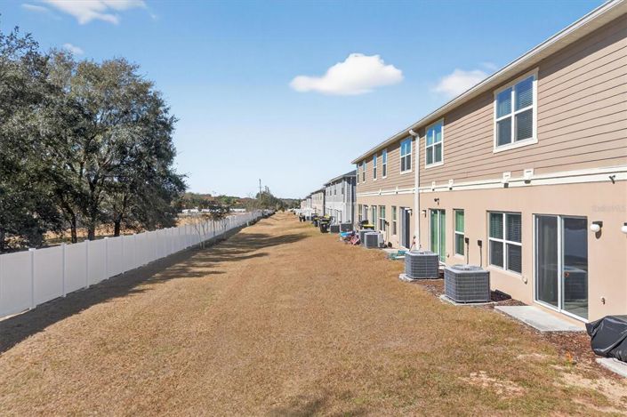 Image No.23-3 Bed Townhouse for sale